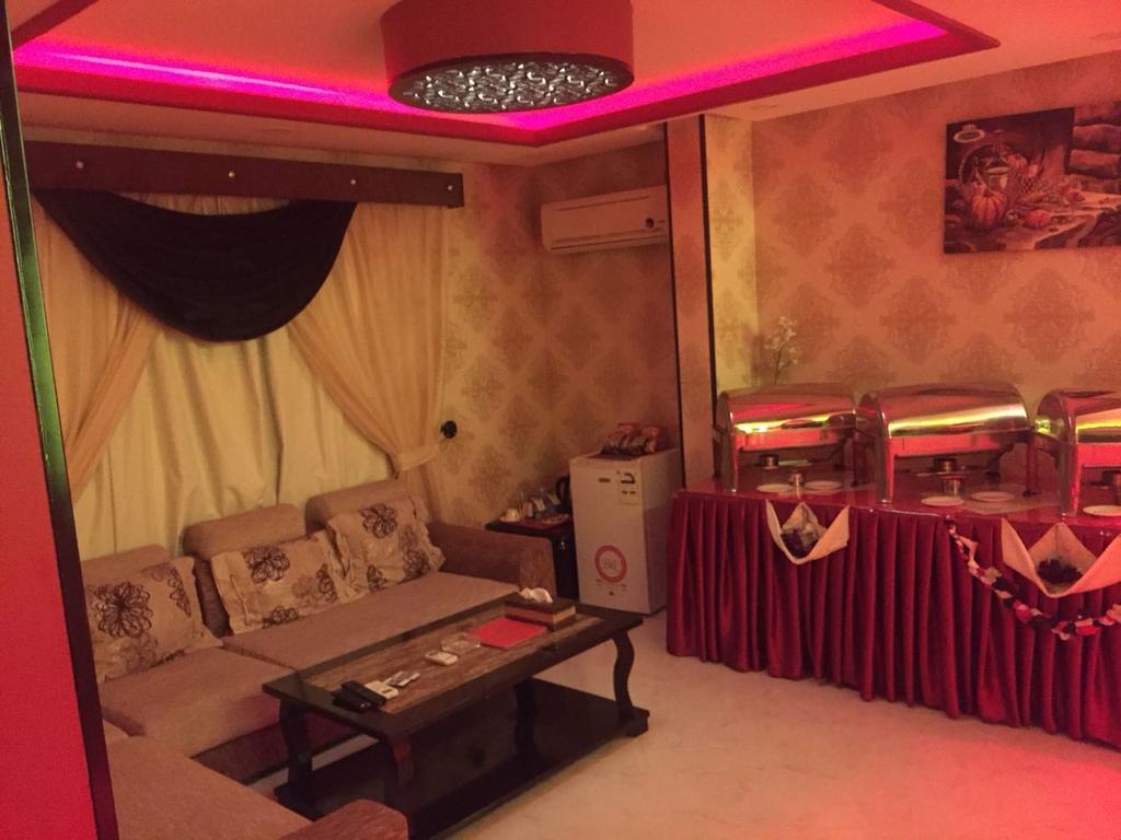 Sofi Hotel Dammam Exterior foto